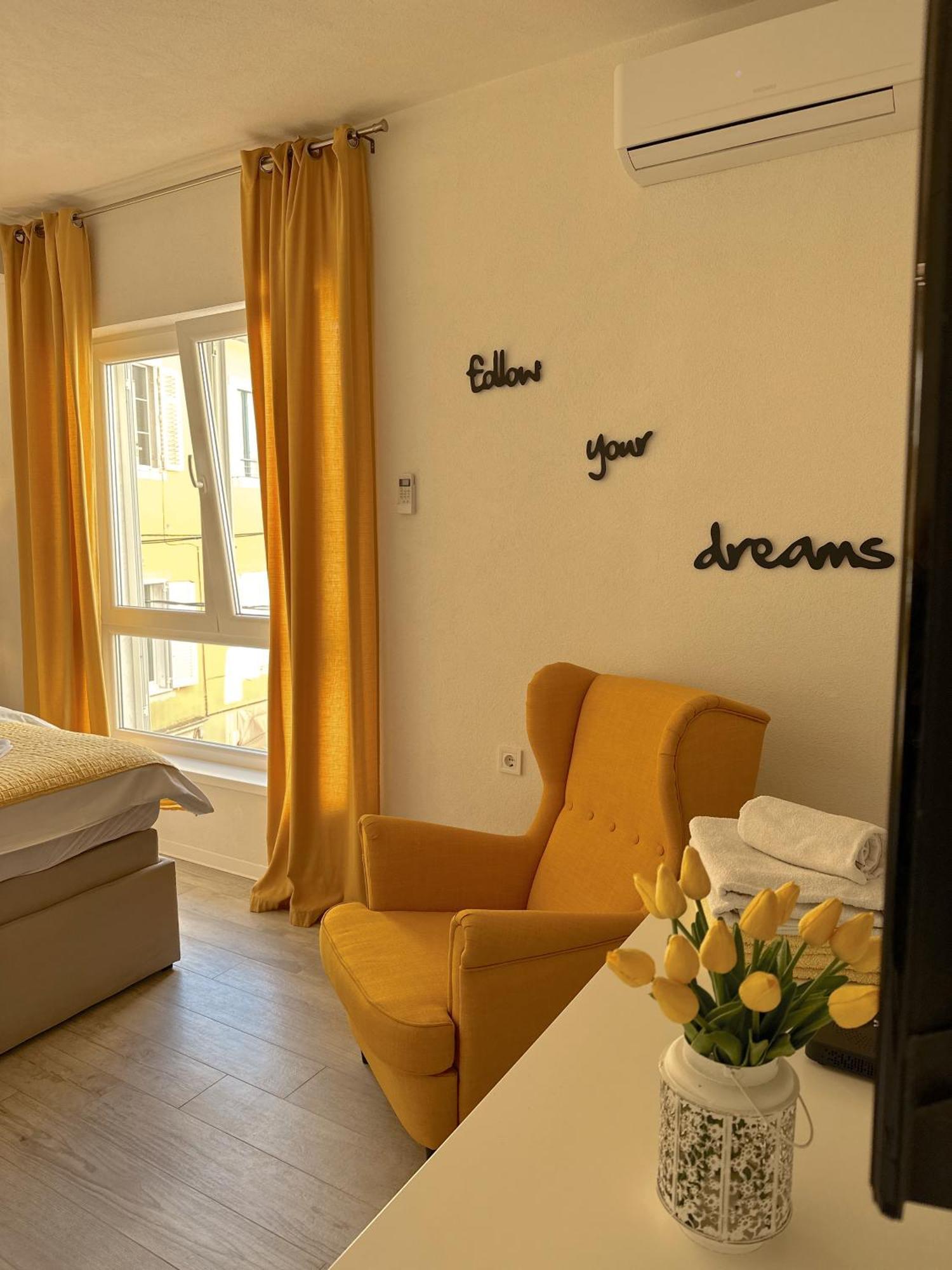 Anamari Apartments Zadar Exteriör bild