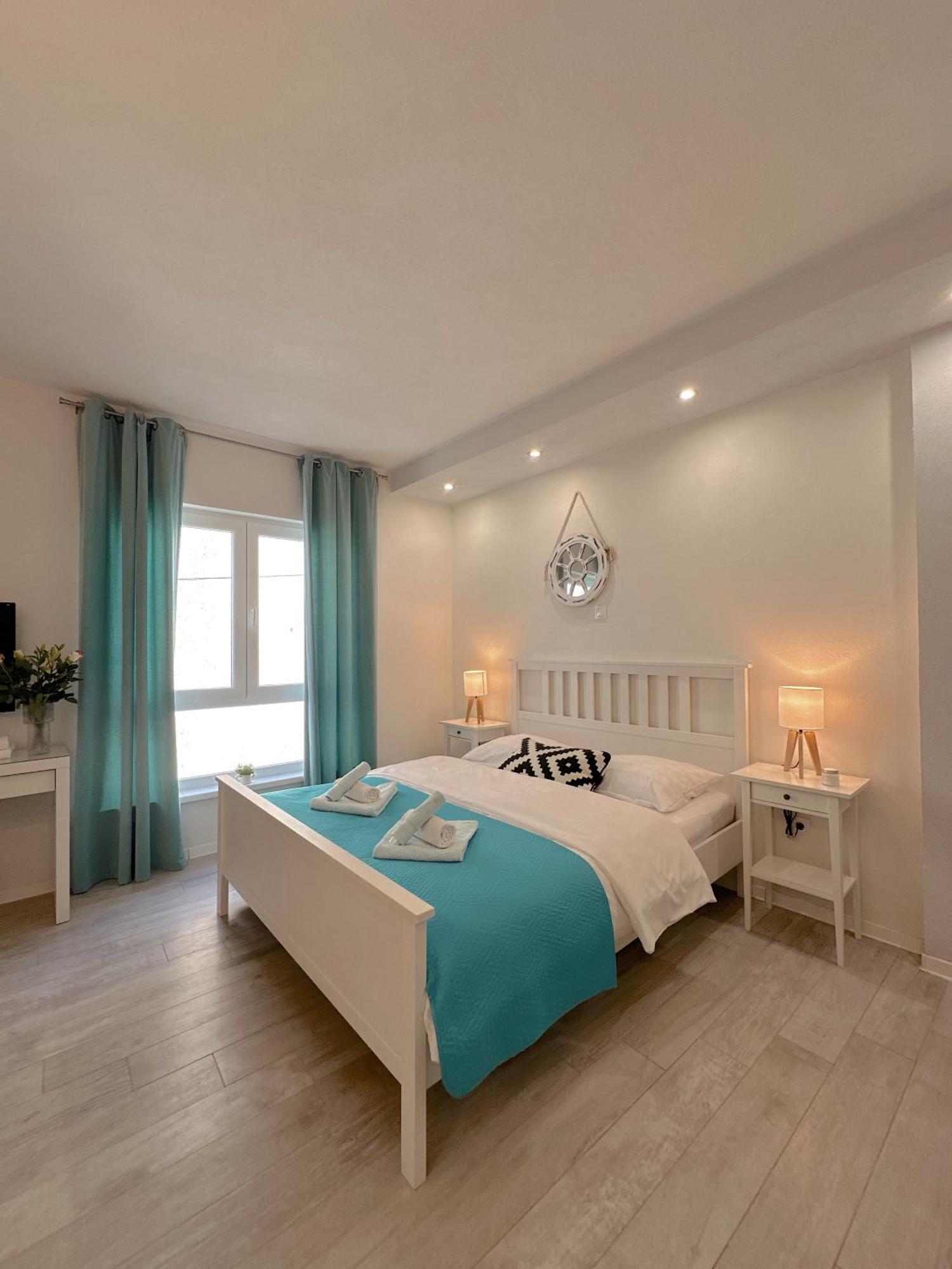 Anamari Apartments Zadar Exteriör bild